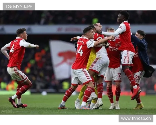 奥肖在英超赛季中状态回暖，展现出卓越的守门技艺与关键时刻的果敢表现