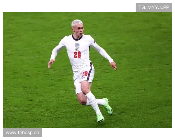 福登在英格兰国家队大赛周期中的角色演变分析