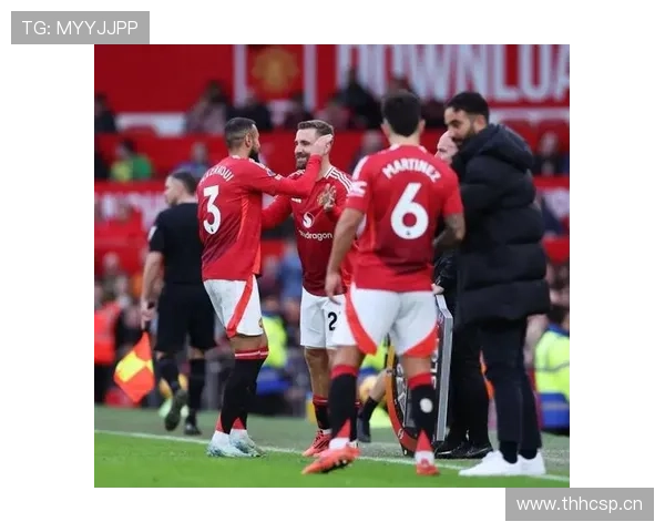 曼联防线失误频繁问题持续，对关键阶段稳定性考验逐步显现